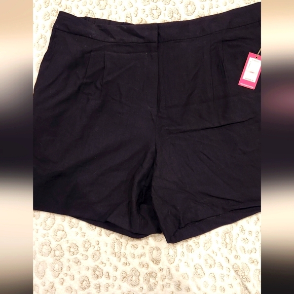 Vince Camuto Pants - NWT Vince Camuto comfort waist black dressy shorts Plus Size 22W